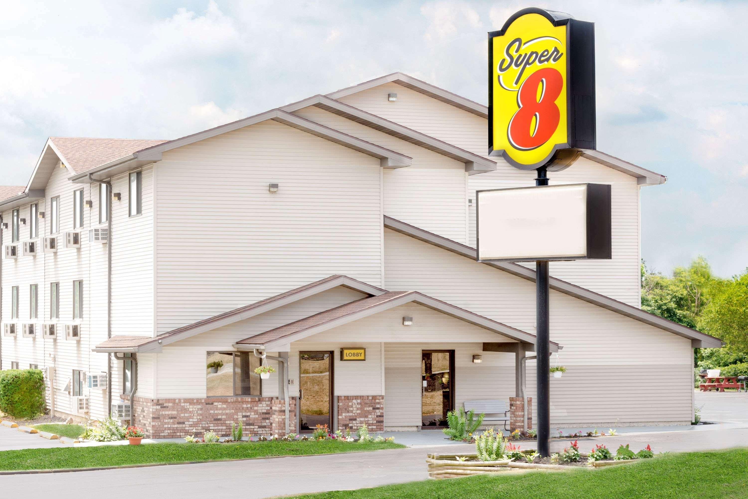 Super 8 By Wyndham Kent/Akron Area Kültér fotó